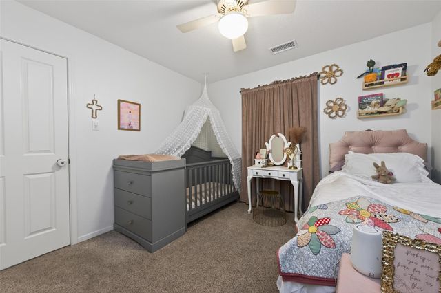 42 W Gaslight Place, The Woodlands, TX 77382