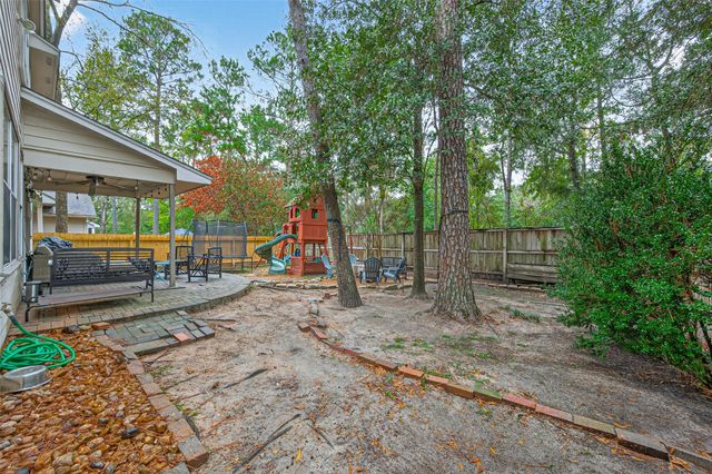 42 W Gaslight Place, The Woodlands, TX 77382