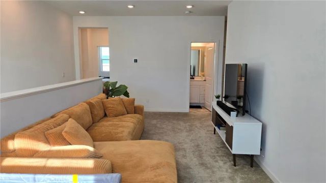 906 Lemon Drive, Pomona, CA 91768