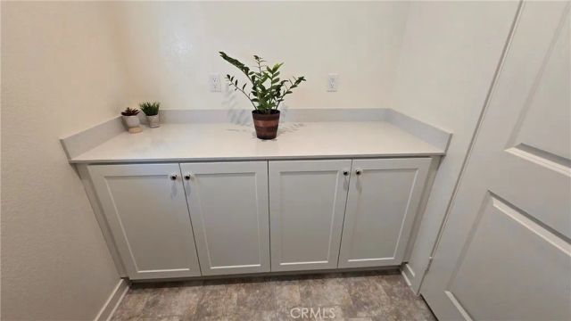 906 Lemon Drive, Pomona, CA 91768