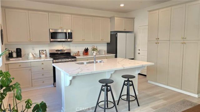 906 Lemon Drive, Pomona, CA 91768