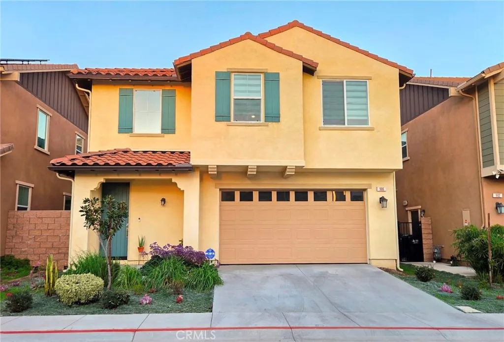 906 Lemon Drive, Pomona, CA 91768