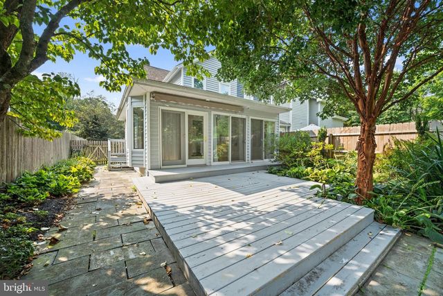 335 LOWER SNUFF MILL RD, Hockessin, DE 19707