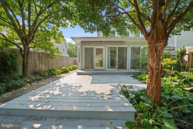 335 LOWER SNUFF MILL RD, Hockessin, DE 19707