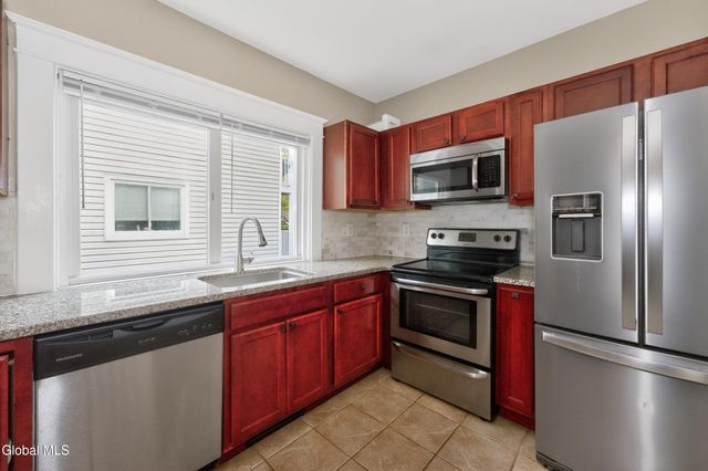 231 5th Street, Scotia, NY 12302