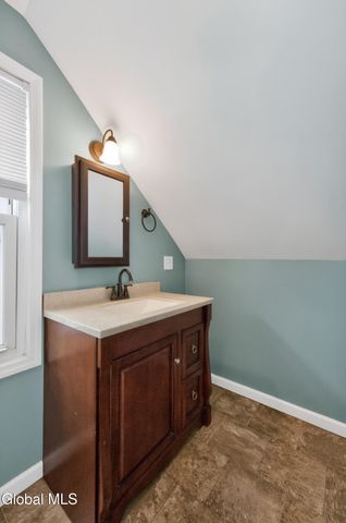 231 5th Street, Scotia, NY 12302