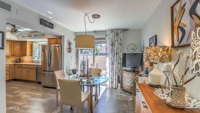 7425 N VIA CAMELLO DEL NORTE -- 168, Scottsdale, AZ 85258