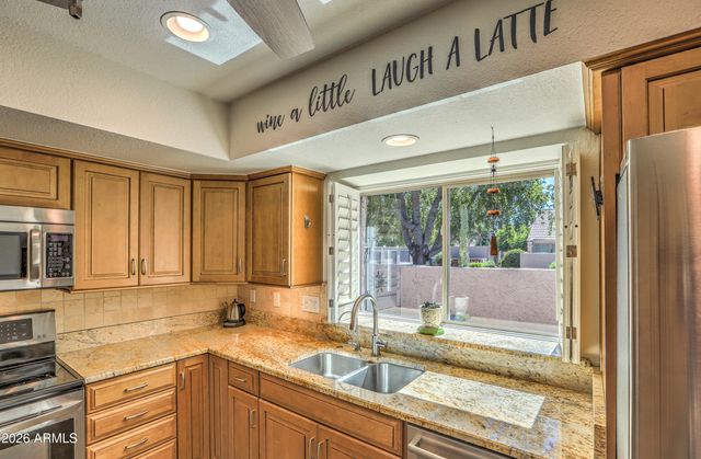 7425 N VIA CAMELLO DEL NORTE -- 168, Scottsdale, AZ 85258