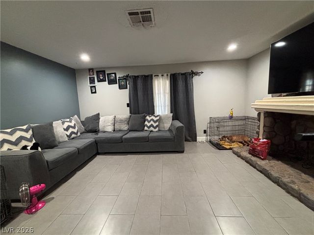 3916 Nixson Drive, Las Vegas, NV 89110