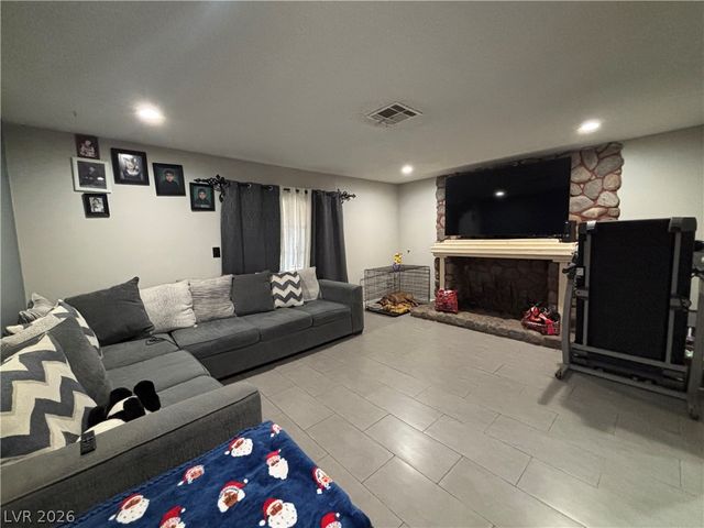 3916 Nixson Drive, Las Vegas, NV 89110