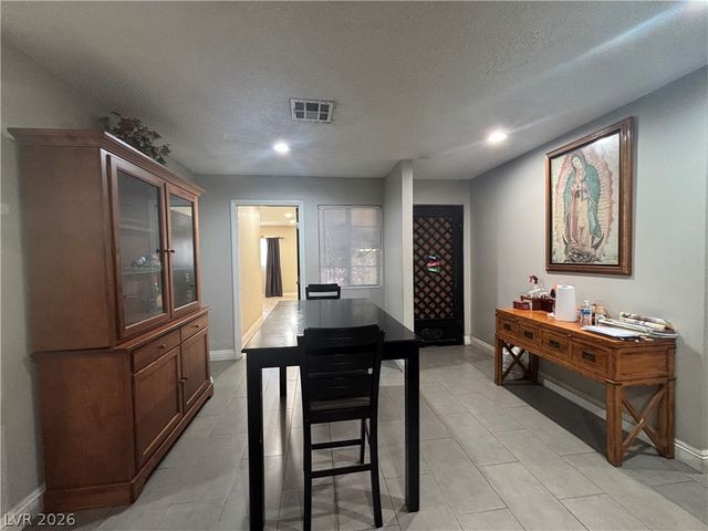 3916 Nixson Drive, Las Vegas, NV 89110