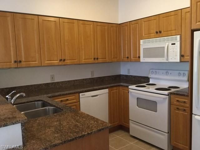 1200 Reserve WAY 107, Naples, FL 34105