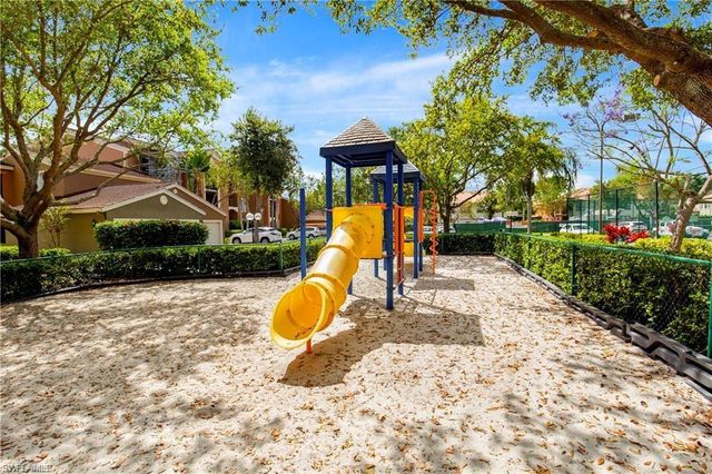 1200 Reserve WAY 107, Naples, FL 34105