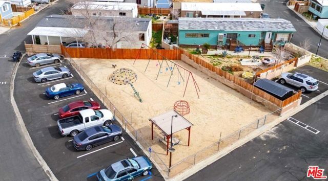 3300 15th St W 383, Rosamond, CA 93560