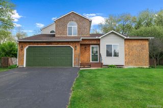 3195 Sandpoint Drive, Brighton Township, MI 48114