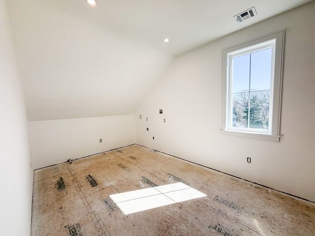 4 Oneil Way, Saugus, MA 01906