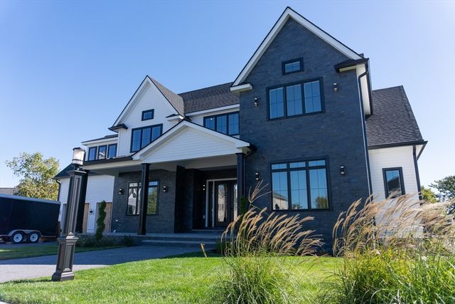 4 Oneil Way, Saugus, MA 01906