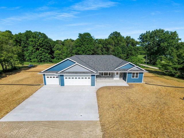 7310 BIRDIE VIEW LANE, Oconto, WI 54153