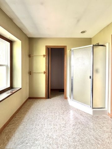 12421 Olson Road, Caledonia, IL 61011