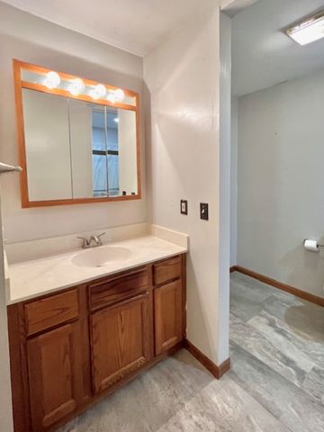 12421 Olson Road, Caledonia, IL 61011