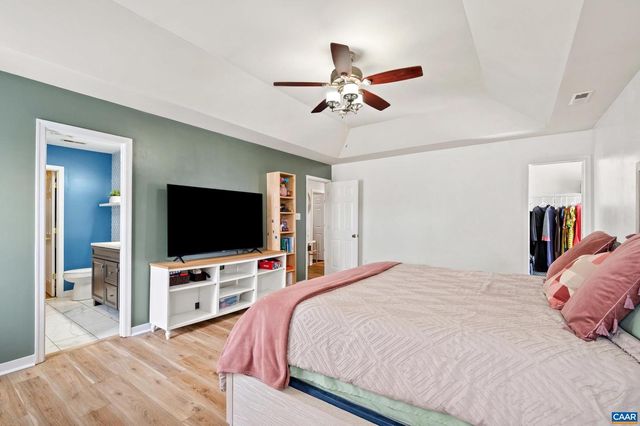 200 APPLE ORCHARD DR, Louisa, VA 23093