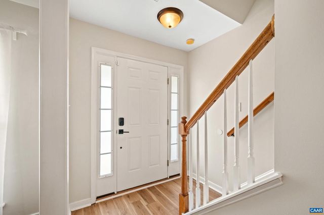 200 APPLE ORCHARD DR, Louisa, VA 23093
