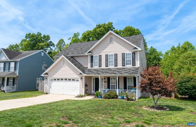 200 APPLE ORCHARD DR, Louisa, VA 23093