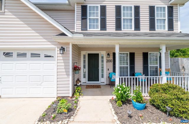 200 APPLE ORCHARD DR, Louisa, VA 23093