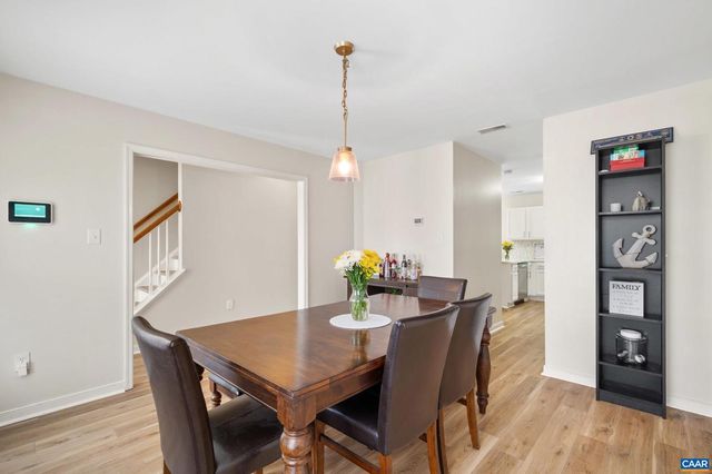 200 APPLE ORCHARD DR, Louisa, VA 23093