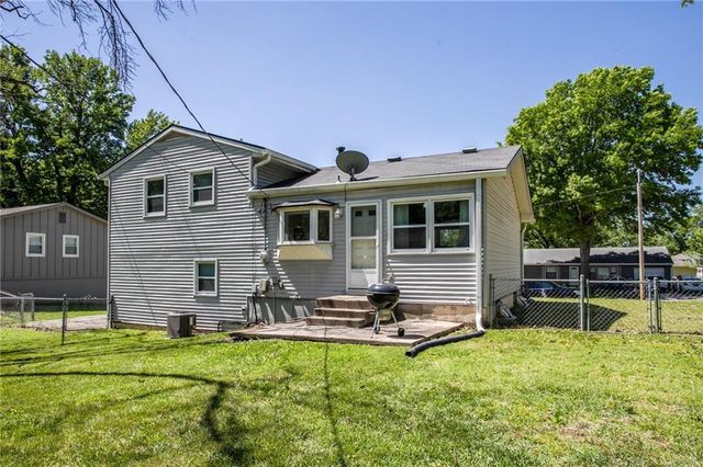 10609 Askew Avenue, Kansas City, MO 64137
