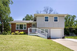10609 Askew Avenue, Kansas City, MO 64137