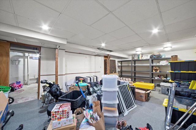 8533 W Grantosa DRIVE, Milwaukee, WI 53225
