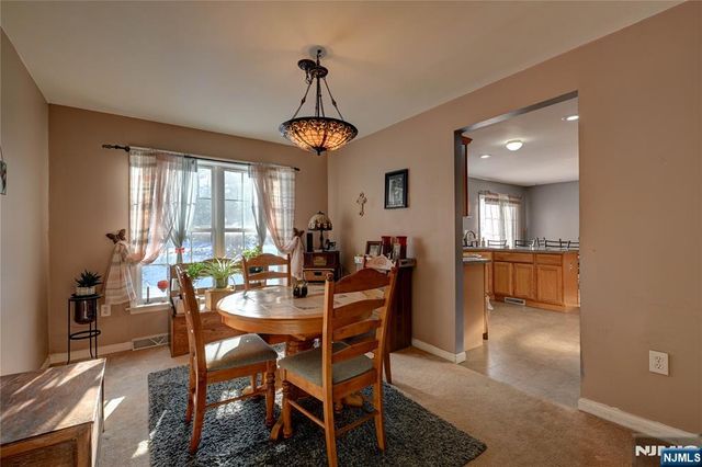 6 Hudson Avenue, Jefferson Township, NJ 07438