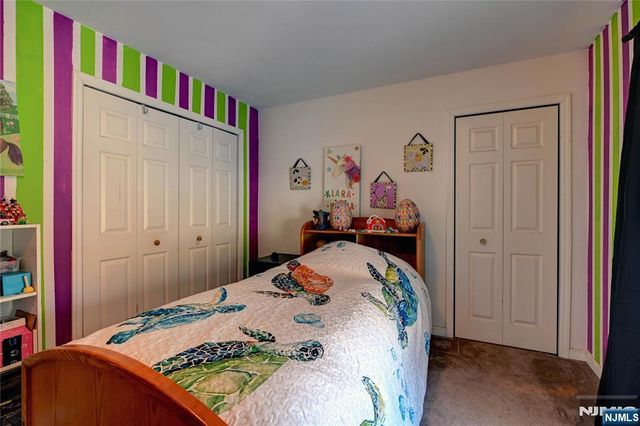 6 Hudson Avenue, Jefferson Township, NJ 07438