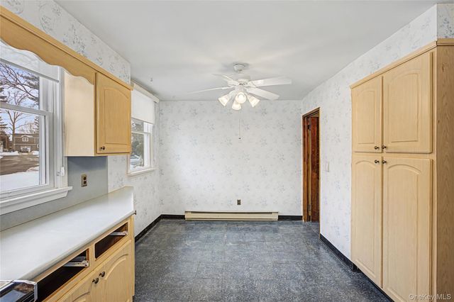 26 Pinetree Lane, Roslyn Heights, NY 11577