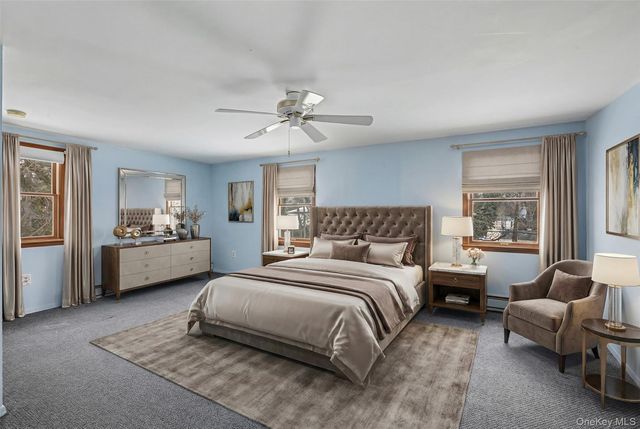 26 Pinetree Lane, Roslyn Heights, NY 11577