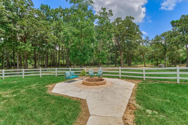 420 Ruel Road, Magnolia, TX 77355
