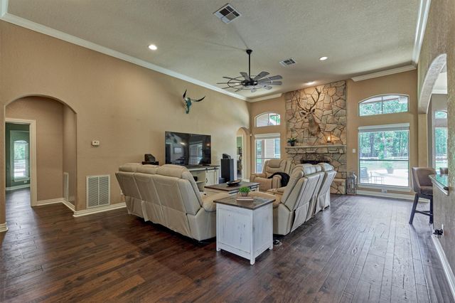 420 Ruel Road, Magnolia, TX 77355