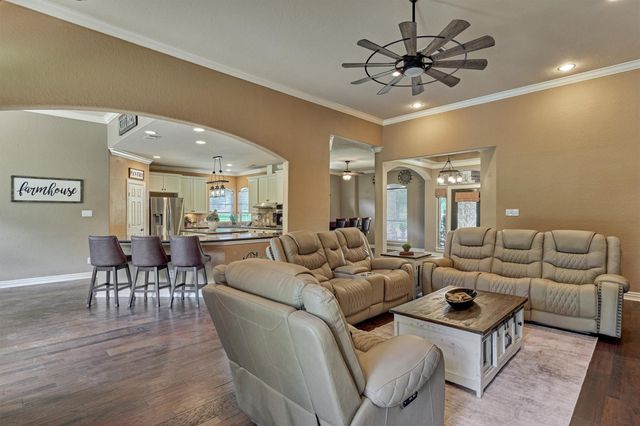 420 Ruel Road, Magnolia, TX 77355