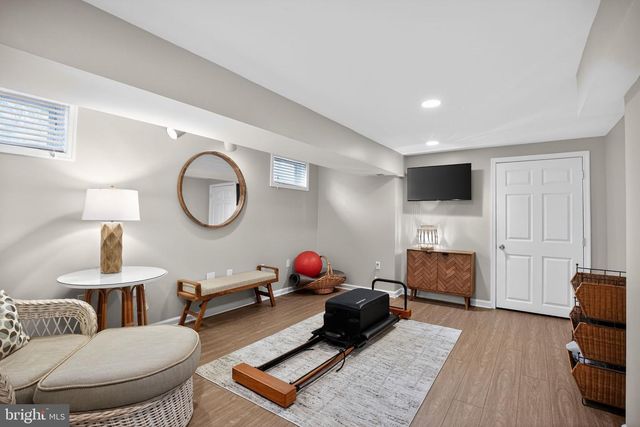 6 POINTE VIEW DR, Medford, NJ 08055