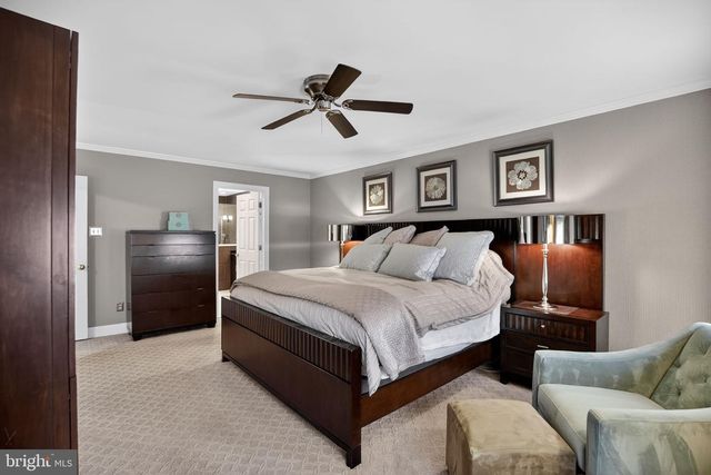 6 POINTE VIEW DR, Medford, NJ 08055