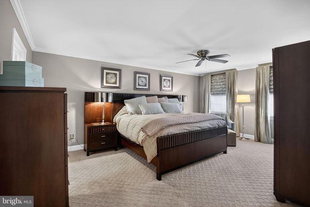 6 POINTE VIEW DR, Medford, NJ 08055