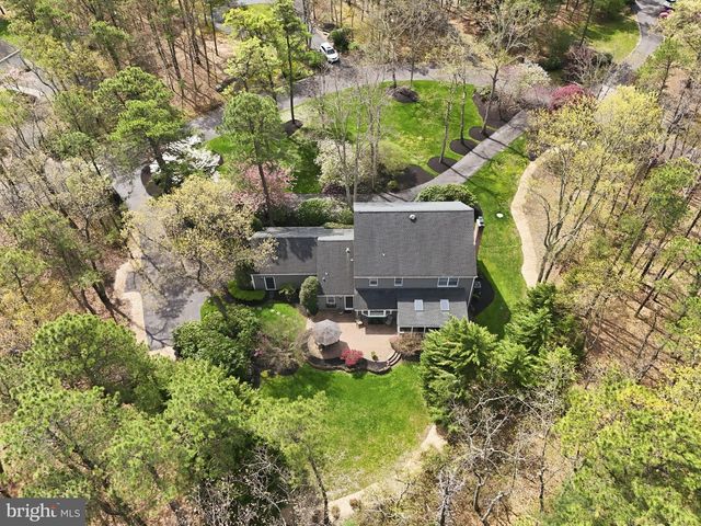 6 POINTE VIEW DR, Medford, NJ 08055