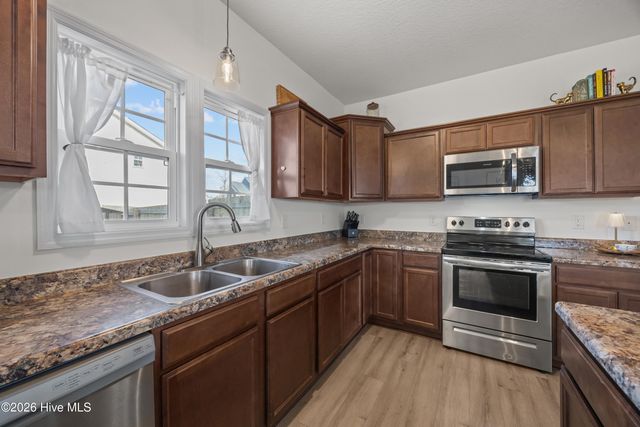 604 Ranch Hand Lane, Jacksonville, NC 28546