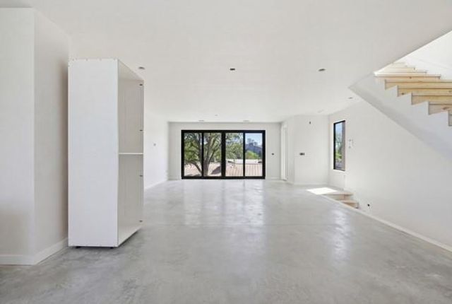 1403 Barton Hills DR 2, Austin, TX 78704