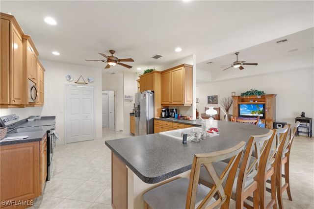 11486 Royal Tee CIR, Cape Coral, FL 33991