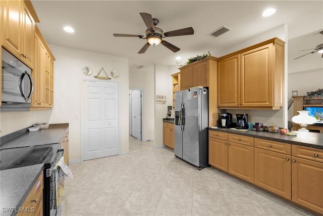 11486 Royal Tee CIR, Cape Coral, FL 33991