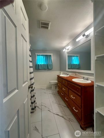 159 W Alder Street, Sequim, WA 98382