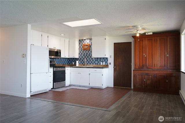 159 W Alder Street, Sequim, WA 98382