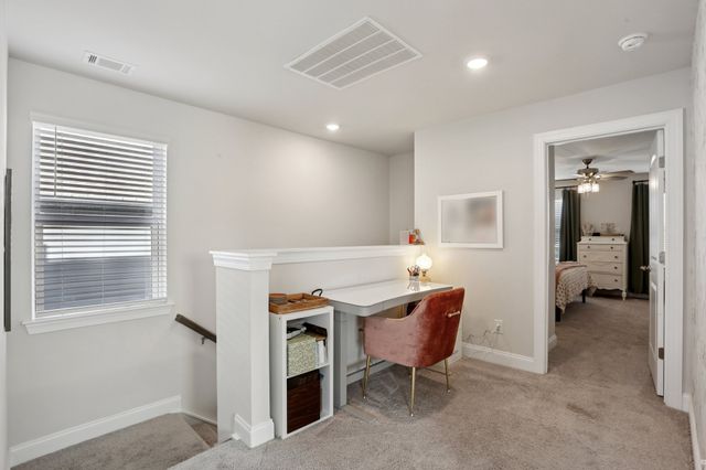 4901 Myra Dr, Hermitage, TN 37076